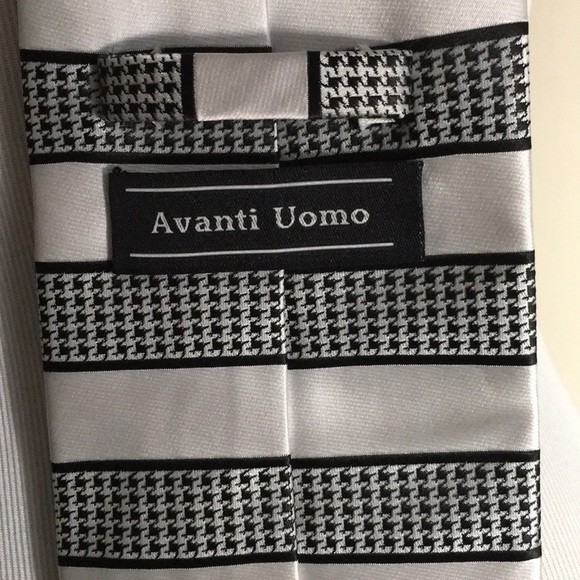 Avanti Uomo Tie - Picture 3 of 4